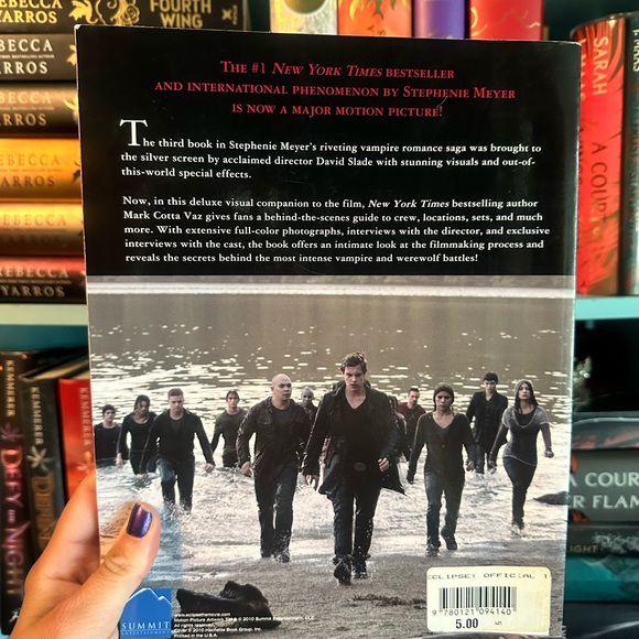 Eclipse | Movie Companion Book - Picture 2 of 2